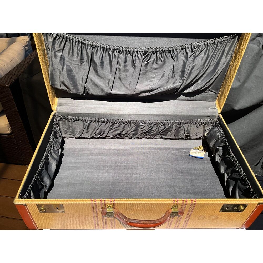 Large striped vintage suitcase great display piece must see brown & rust colors - Picture 8 of 9